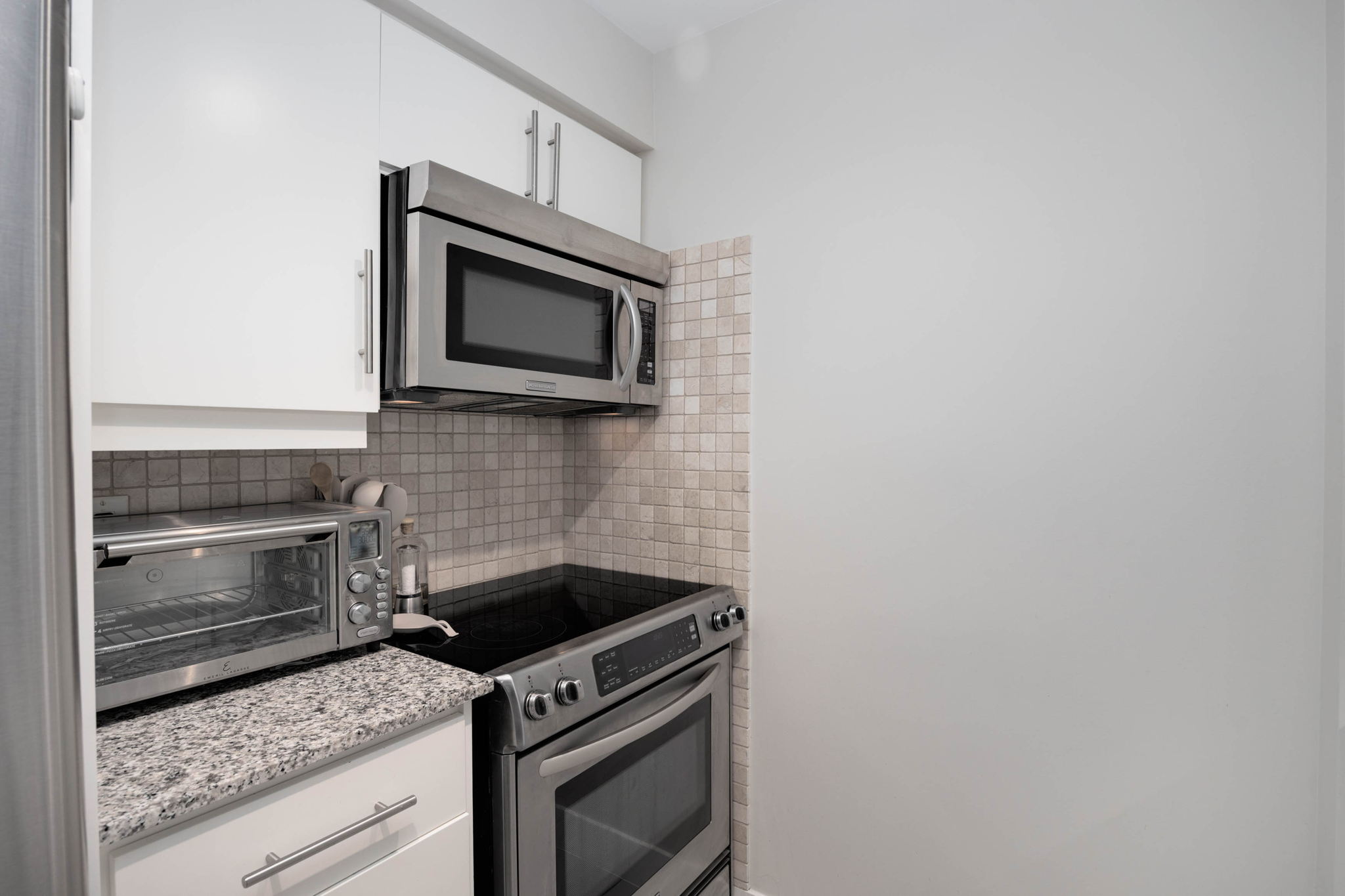 Toronto property showcase — delivered property photograph 11