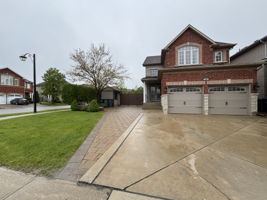  Photo 45