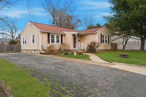  Photo 0