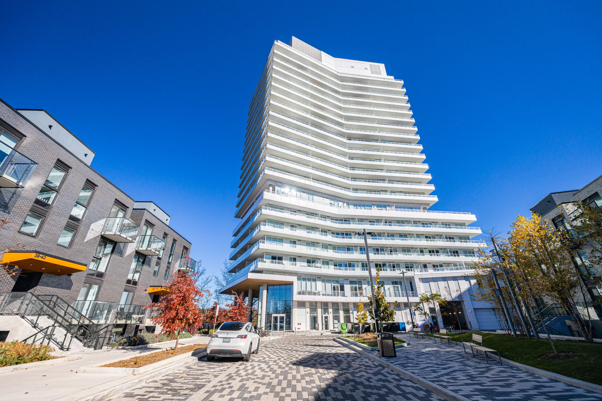 Toronto property showcase — delivered property photograph 3