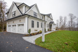  20 Bullens Way, Canton, MA 02021, US Photo 2