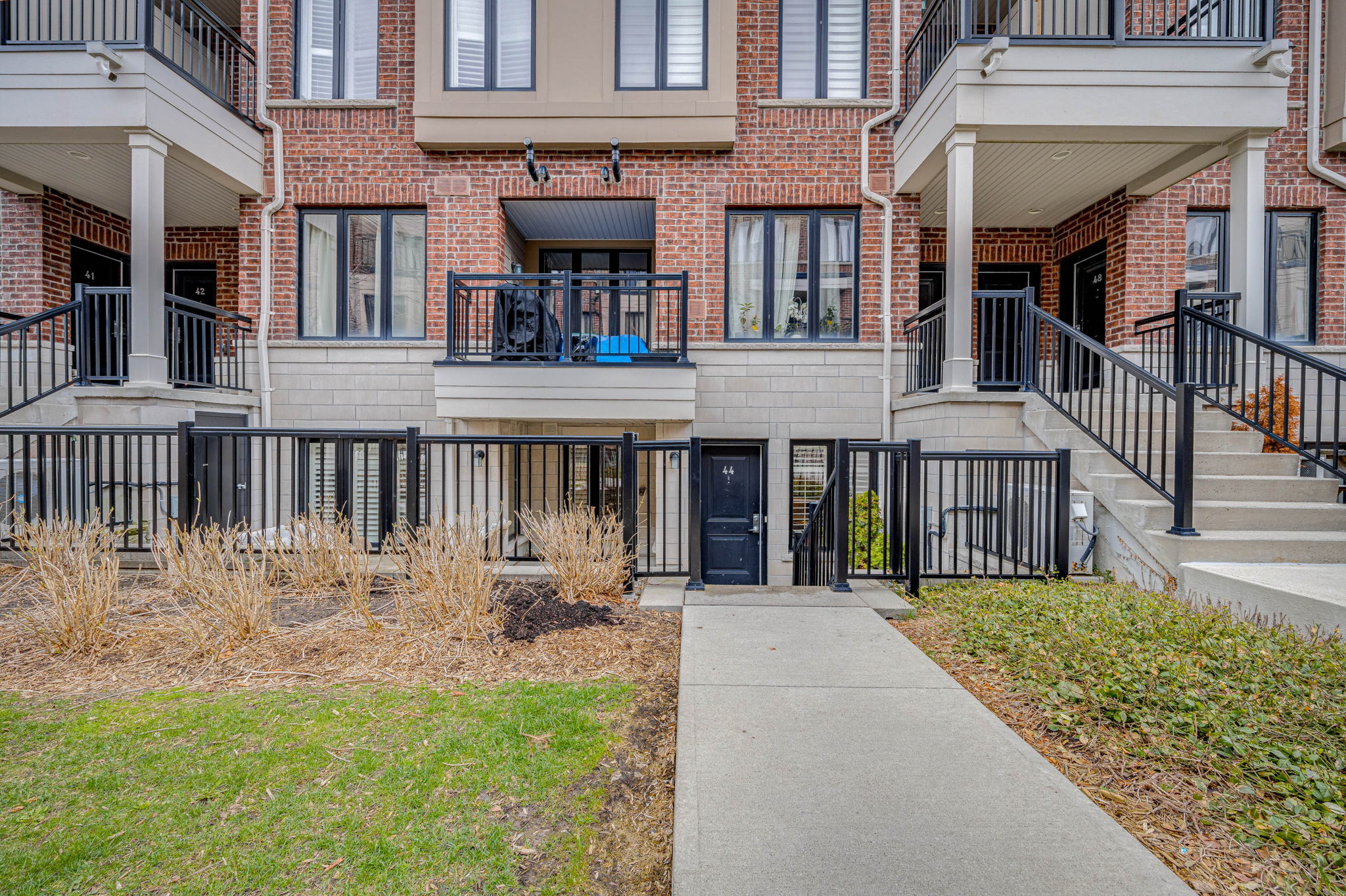 Toronto property showcase — delivered property photograph 25