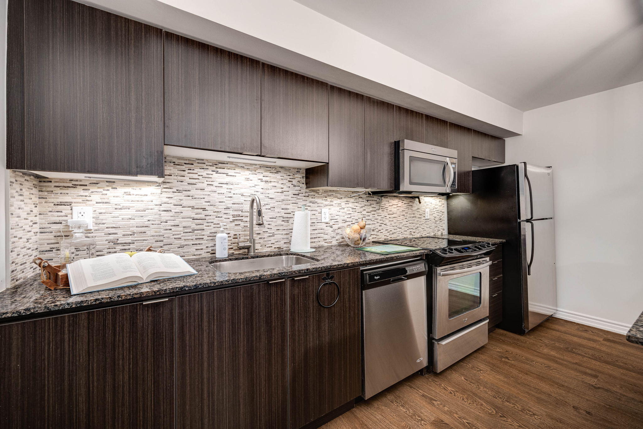 Toronto property showcase — delivered property photograph 10