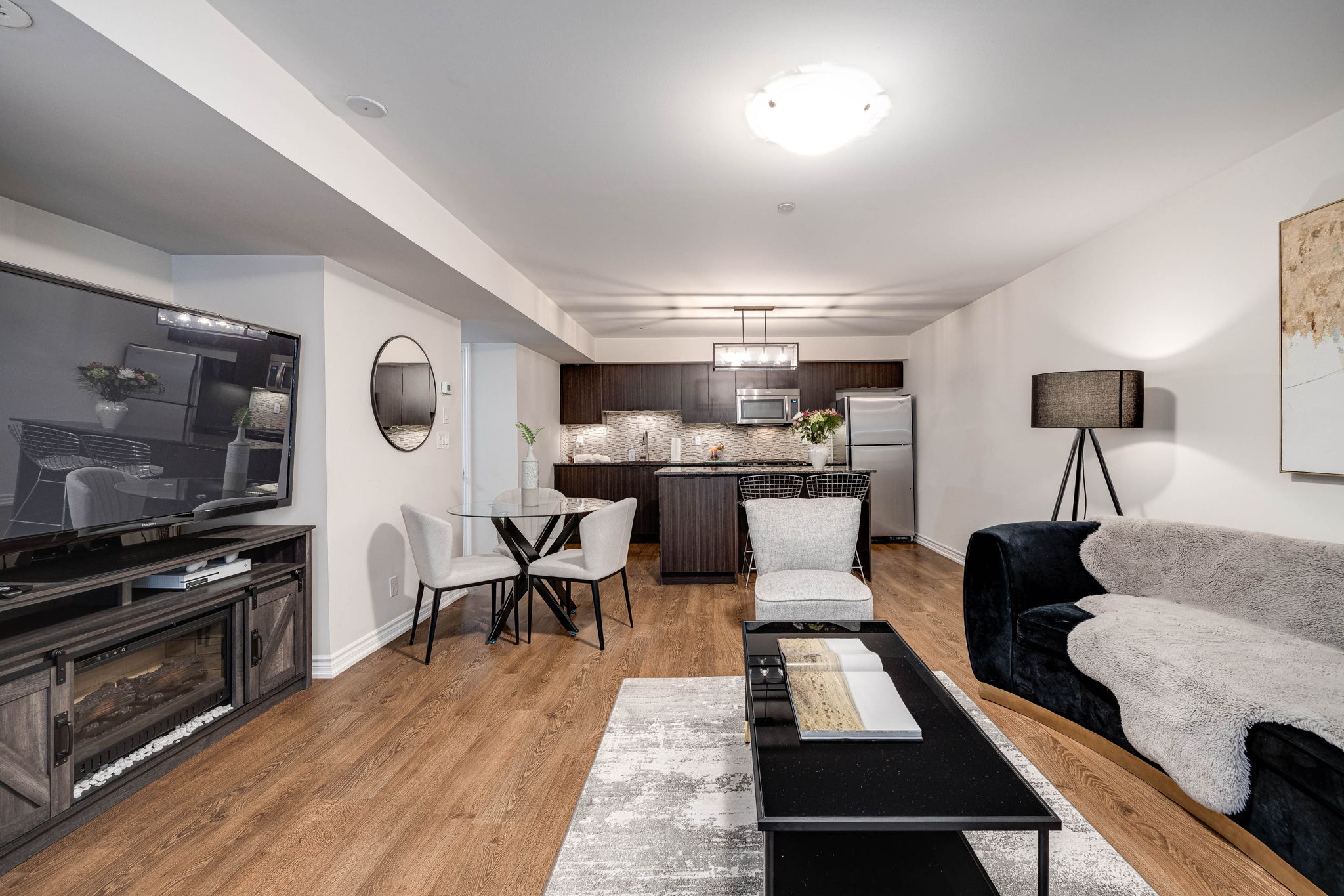 Toronto property showcase — delivered property photograph 3