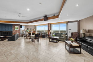  Photo 31