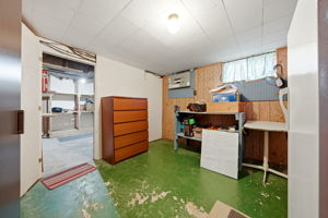  Photo 33