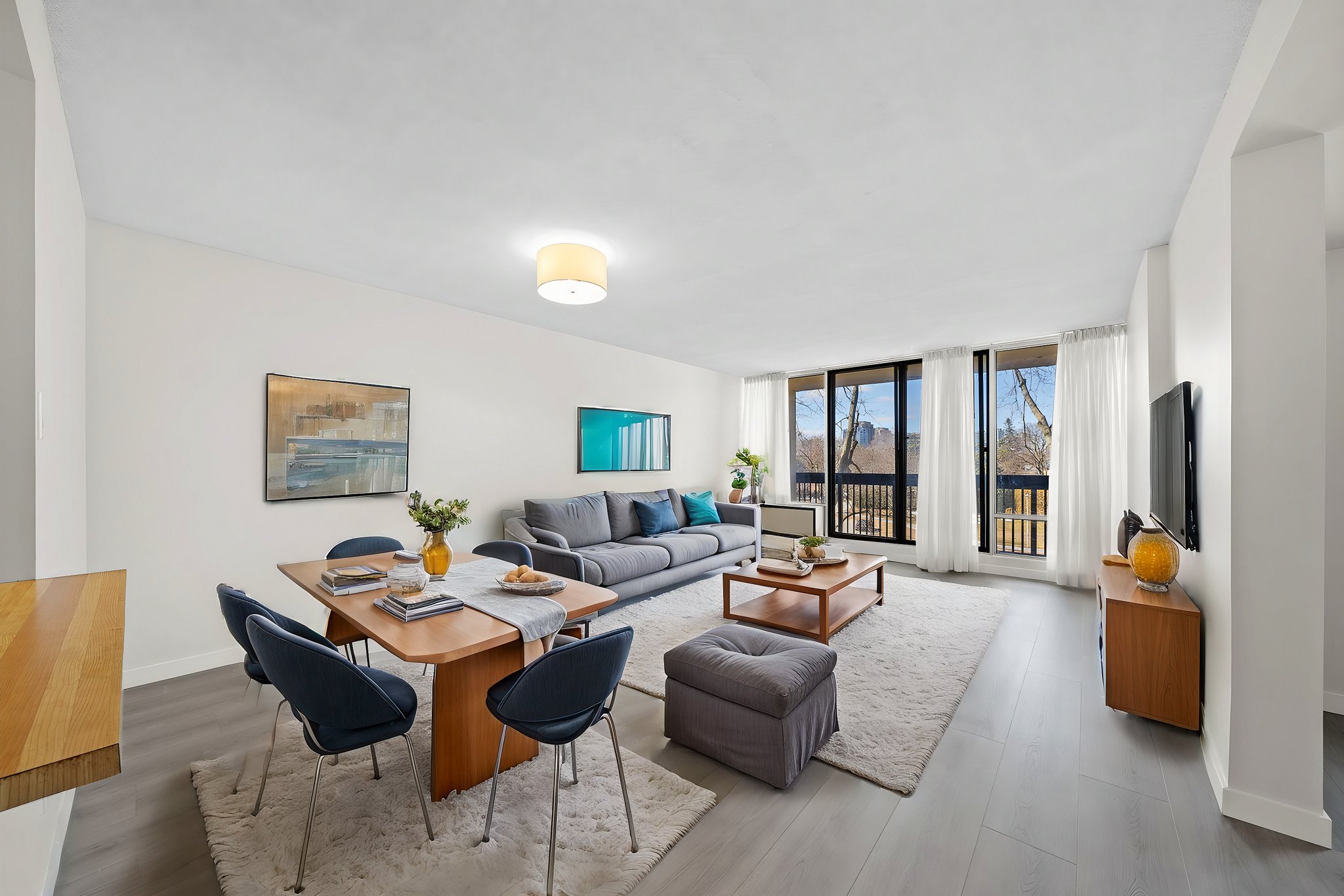 20 Fashion Roseway (10 of 31) virtually staged.jpg