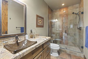  Photo 48