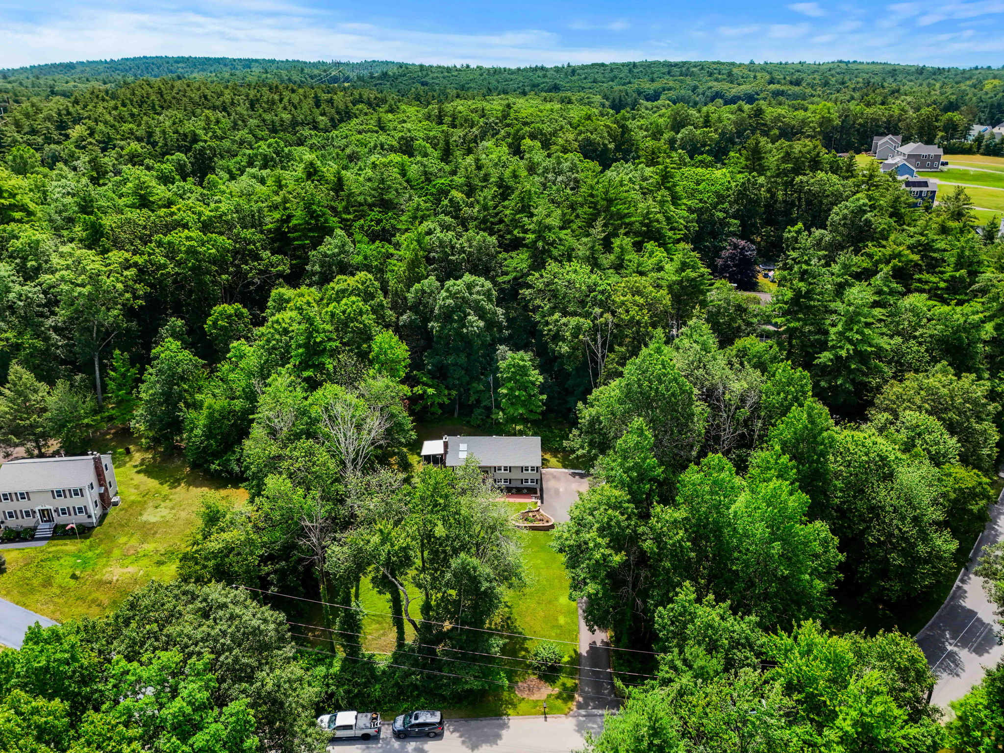 20 Hawkview Rd, Hudson, NH 03051, USA Photo 8