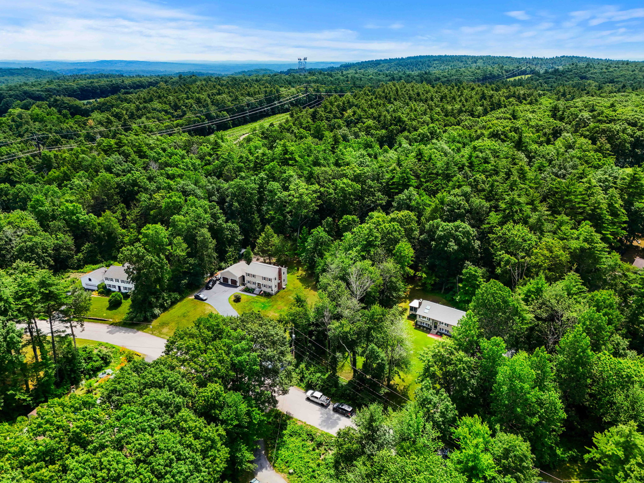 20 Hawkview Rd, Hudson, NH 03051, USA Photo 10
