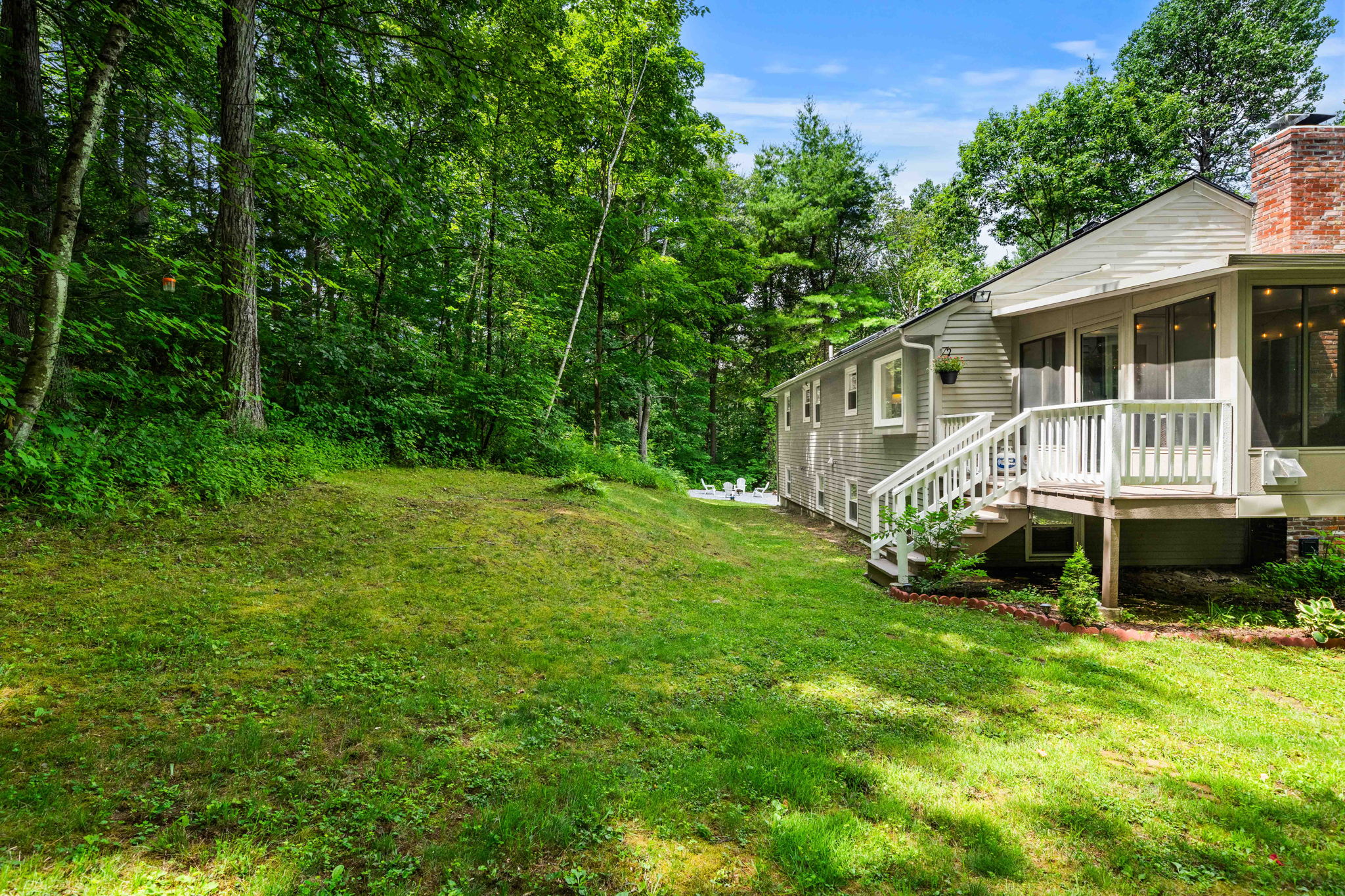 20 Hawkview Rd, Hudson, NH 03051, USA Photo 53