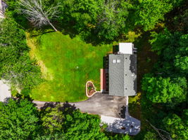 20 Hawkview Rd, Hudson, NH 03051, USA Photo 4