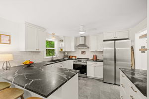 20 Hawkview Rd, Hudson, NH 03051, USA Photo 37