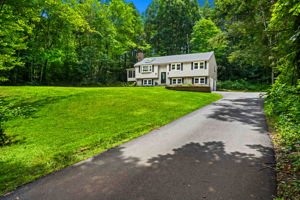 20 Hawkview Rd, Hudson, NH 03051, USA Photo 48