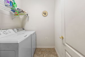  Photo 37