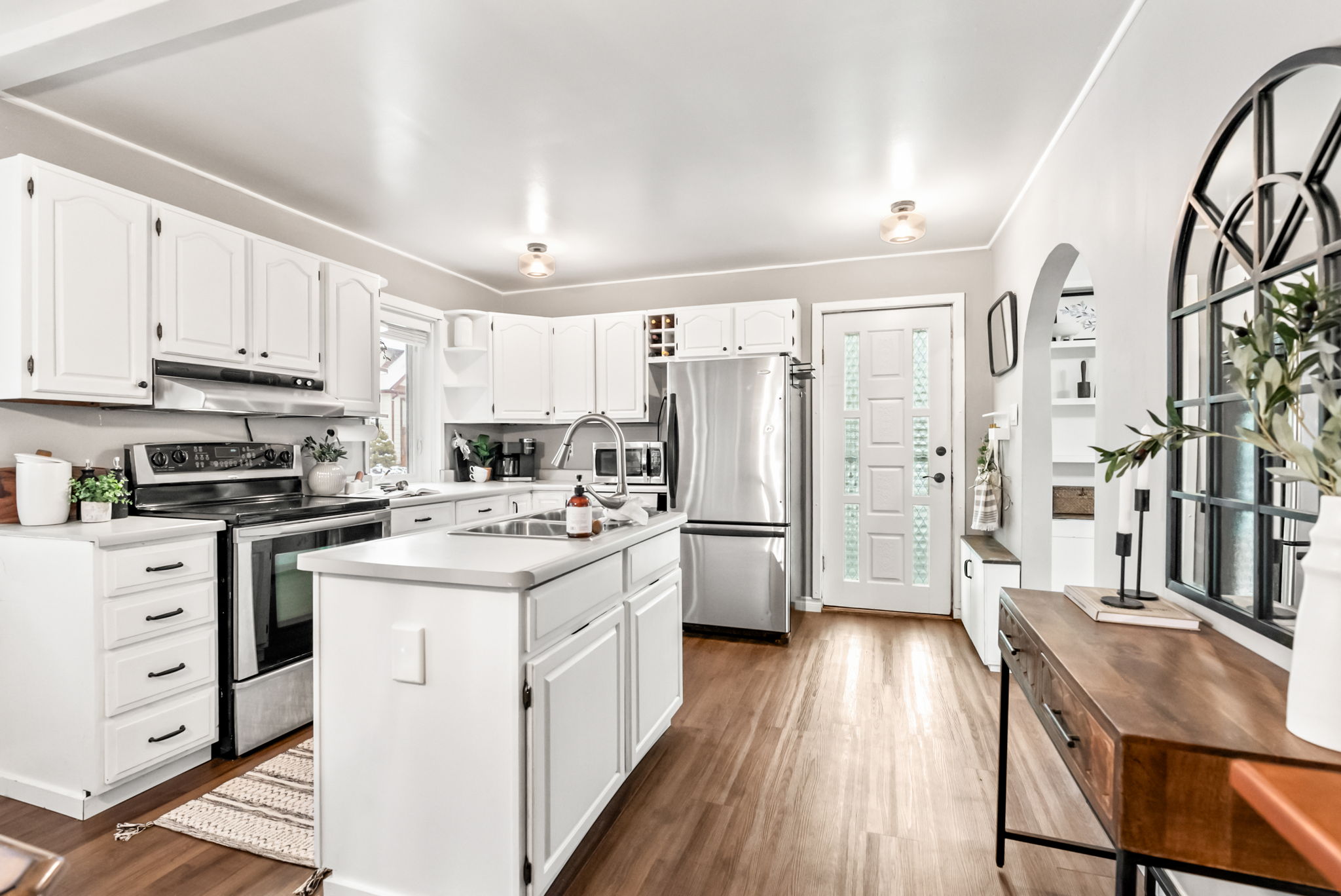 20 Hillcrest Ln, Orono, Castle Real Estate Marketing