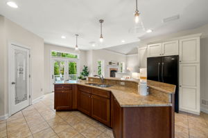 20 Huckleberry Ln, Hampton, NH 03842, USA Photo 9
