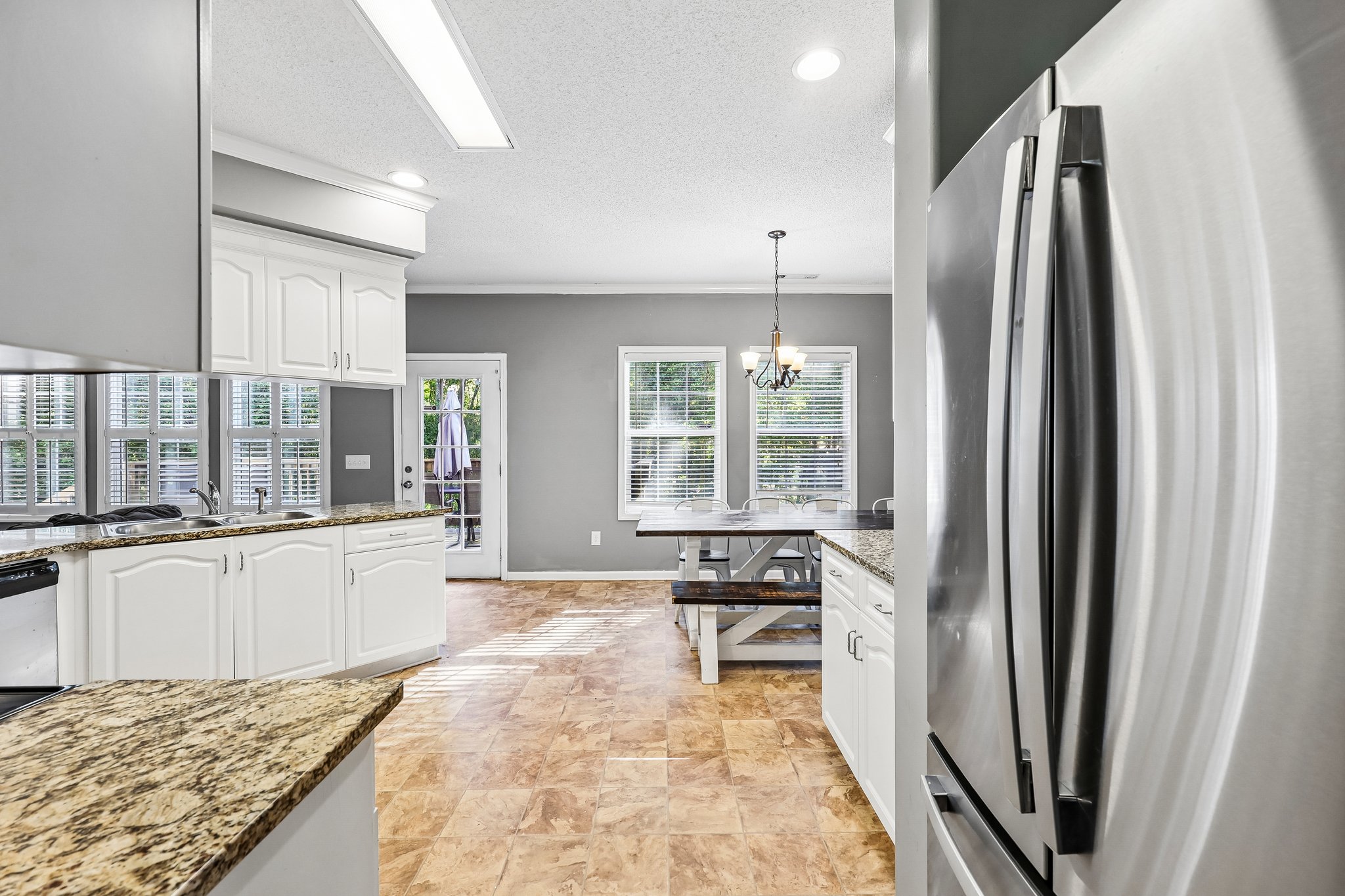 Hurst Mill Rd-S2304-014.jpg