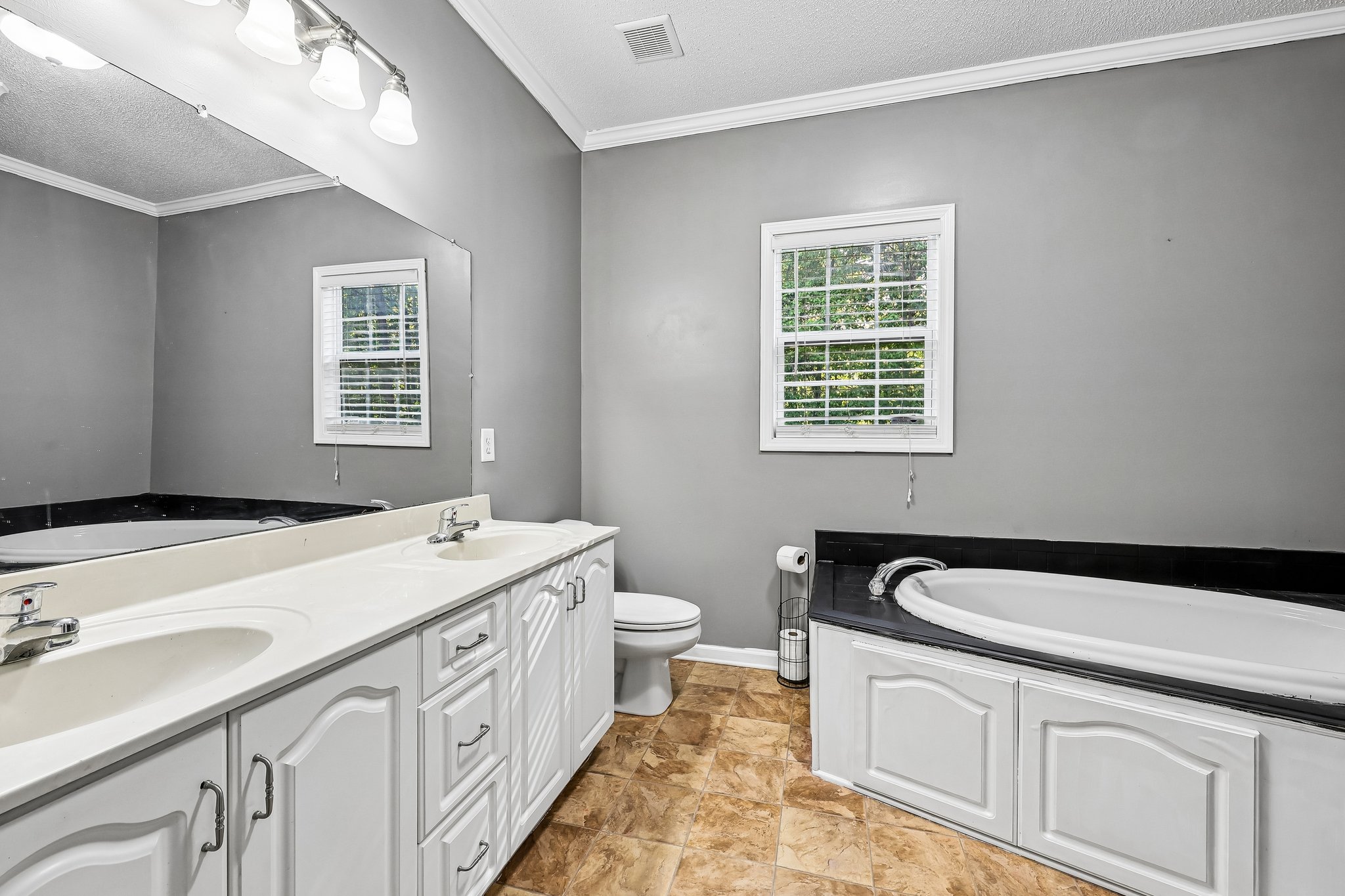 Hurst Mill Rd-S2304-025.jpg