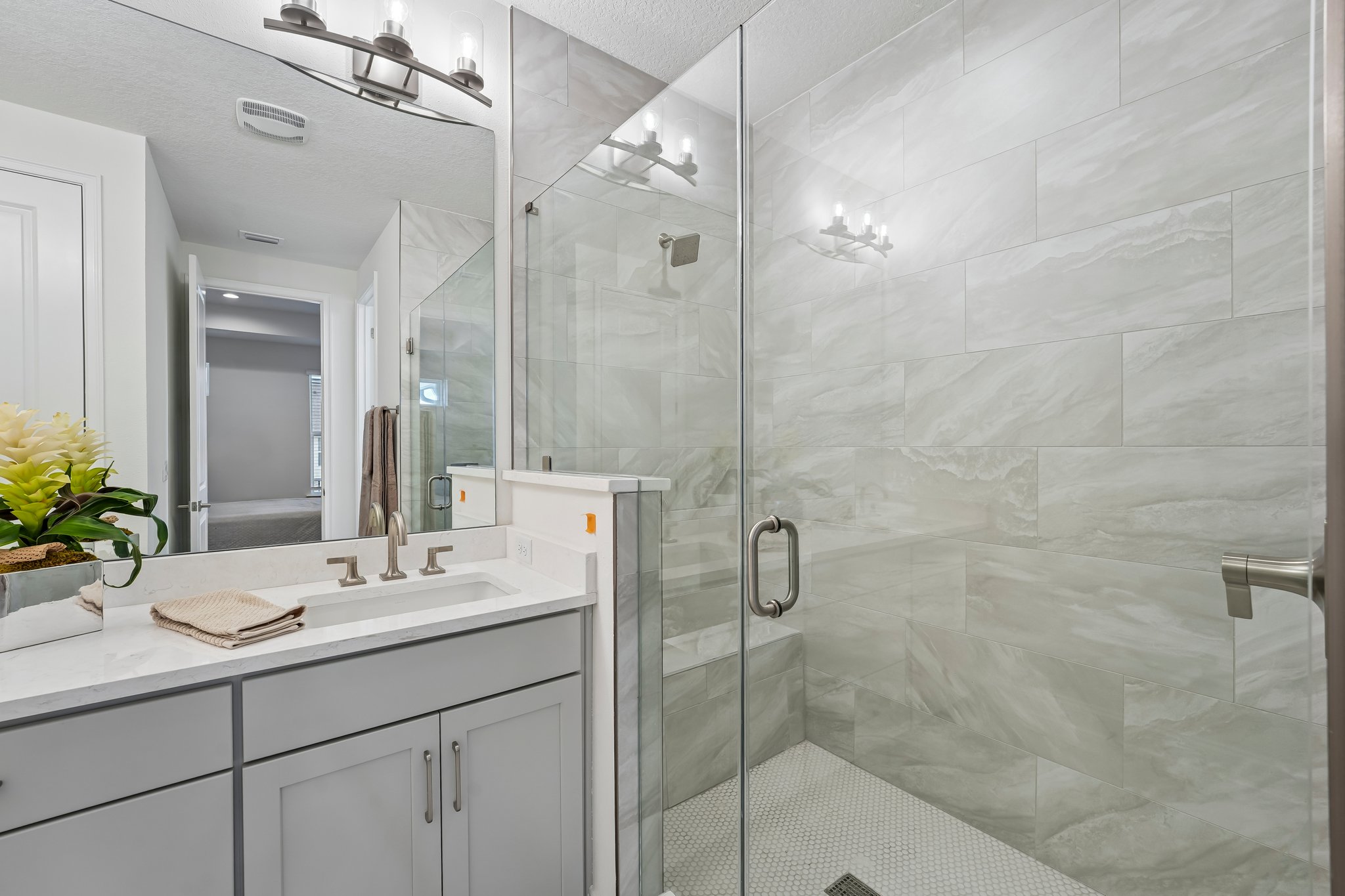 Islington Ln-S2806-024.jpg