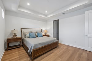 Islington Ln-S2806-019.jpg