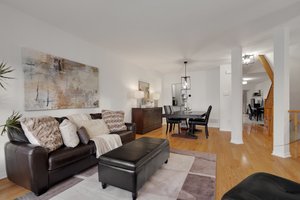 20 Jarrett Ct, Vaughan, ON L6A 3W4, CA Photo 5