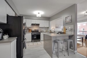 20 Jarrett Ct, Vaughan, ON L6A 3W4, CA Photo 9