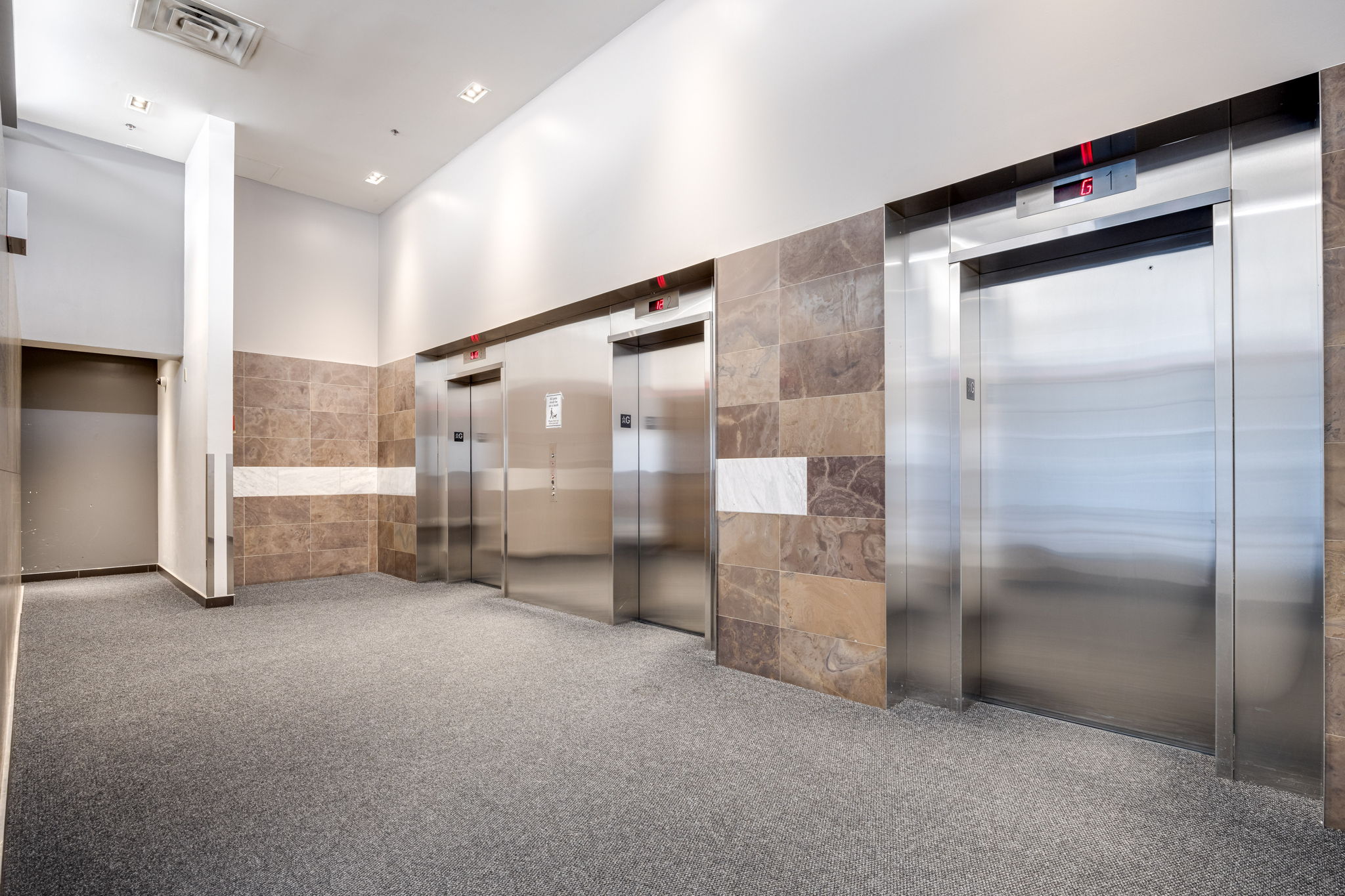 Toronto property showcase — delivered property photograph 27