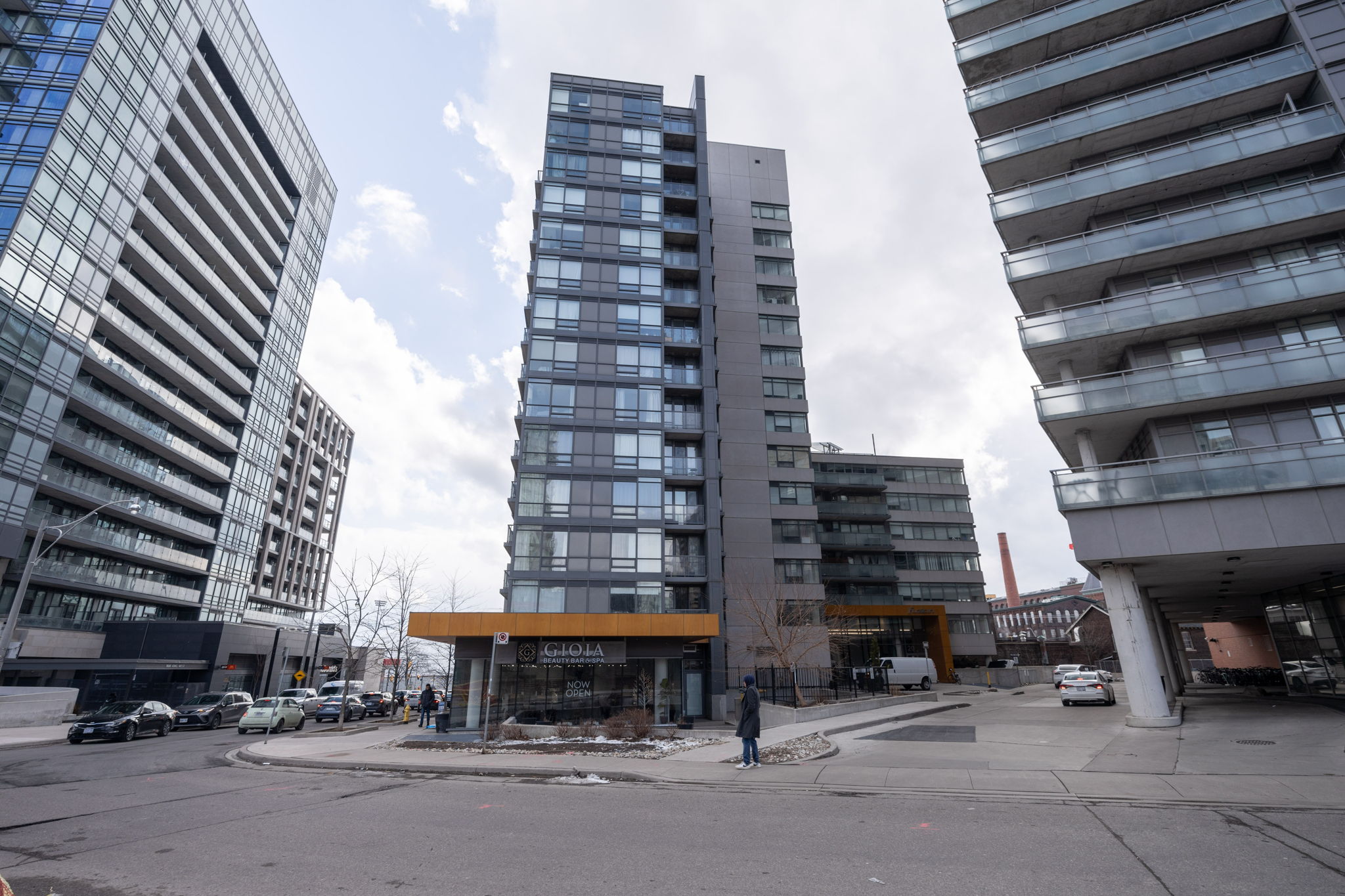 Toronto property showcase — delivered property photograph 3