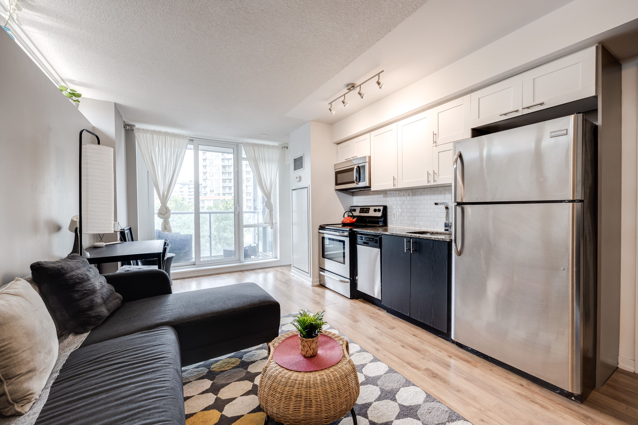 Toronto property showcase — delivered property photograph 5