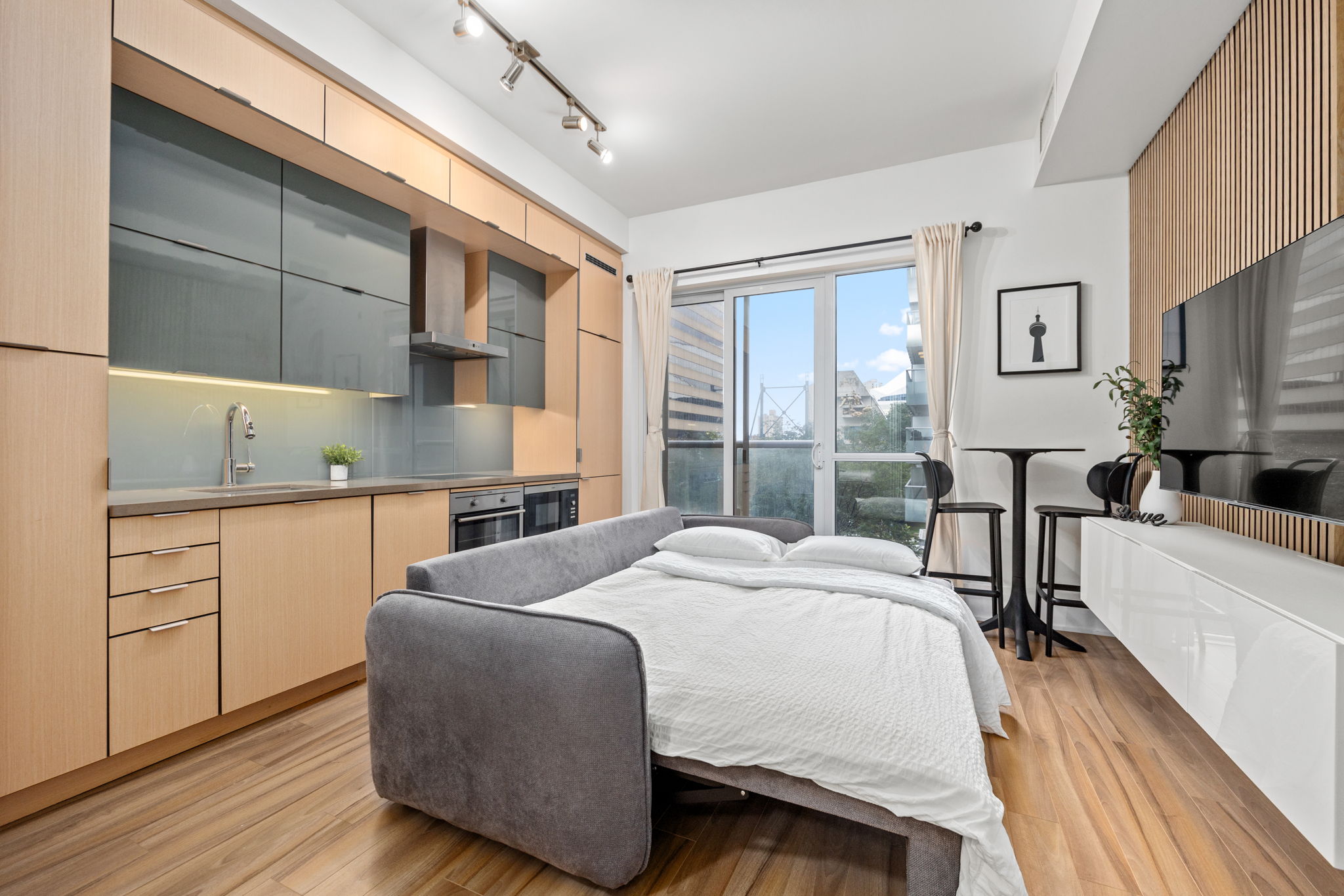 Toronto property showcase — delivered property photograph 11