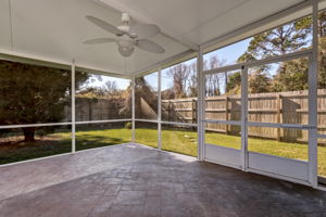 Screened-in Porch