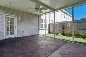 Screened-in Porch