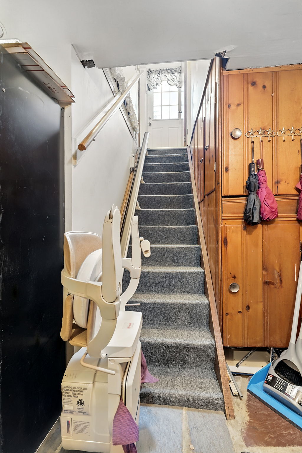 Electric Chairlift to Main Level