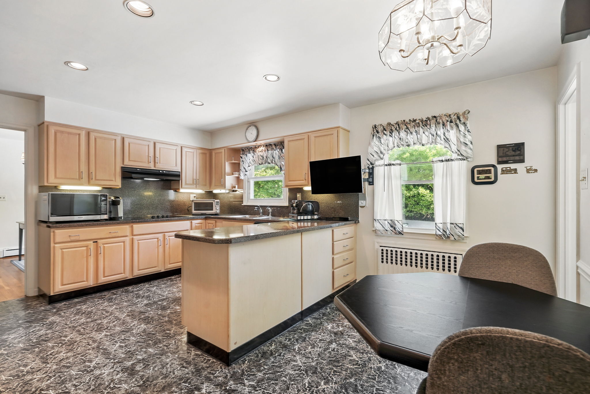 Eat in Kitchen with center island