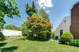 SIDE YARD Fenced on side