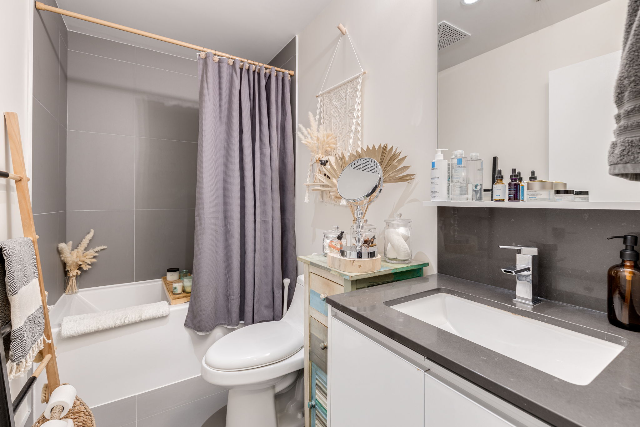 Toronto property showcase — delivered property photograph 19