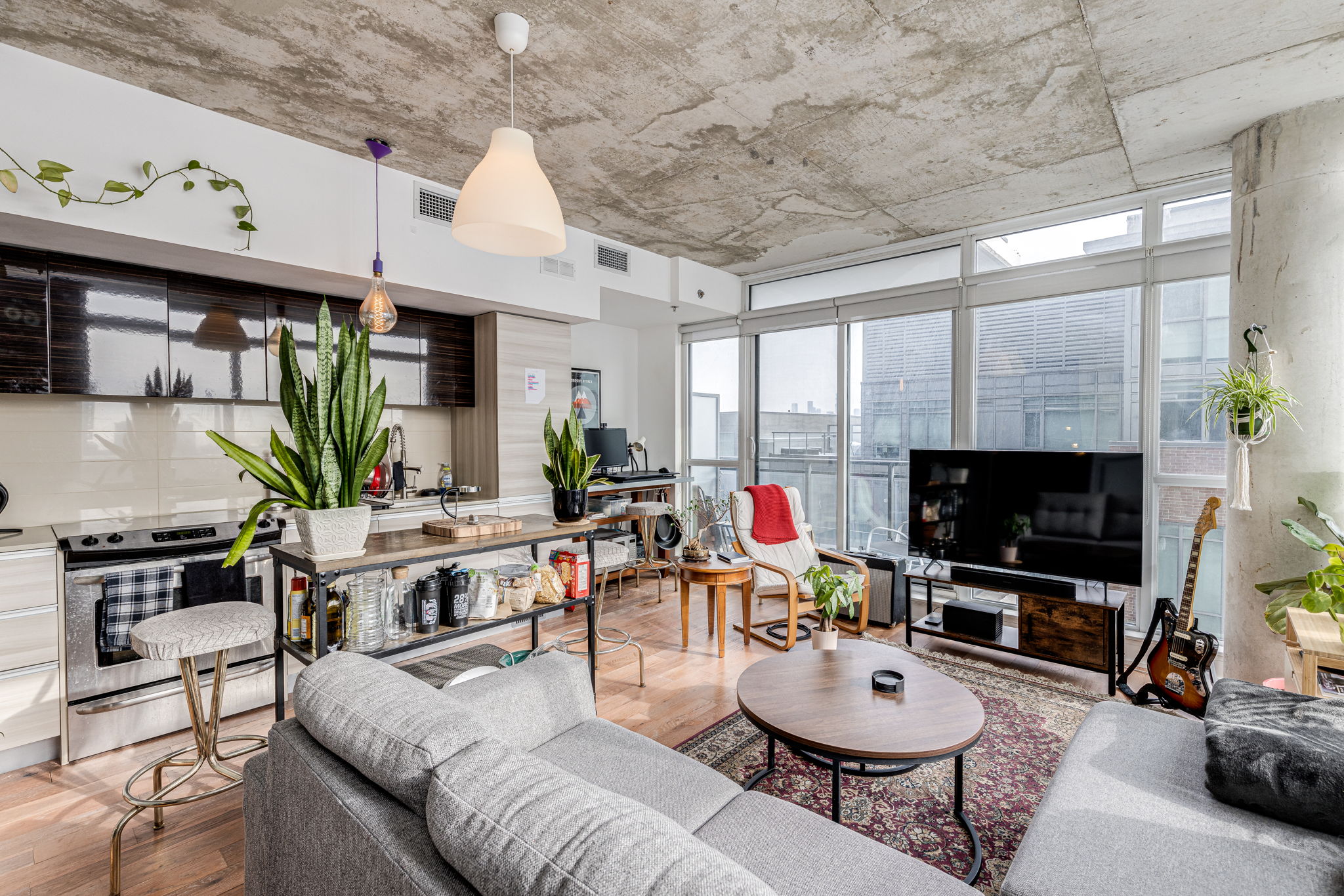 Toronto property showcase — delivered property photograph 6