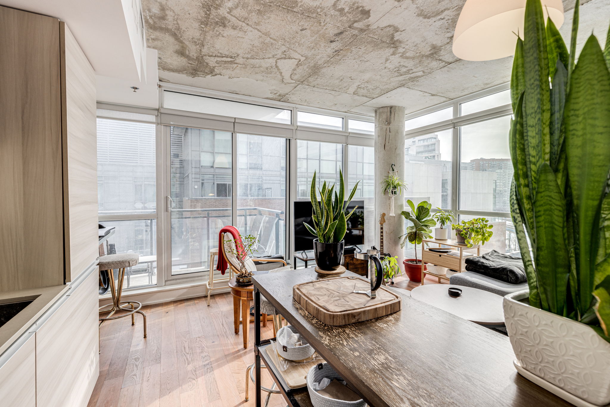 Toronto property showcase — delivered property photograph 8