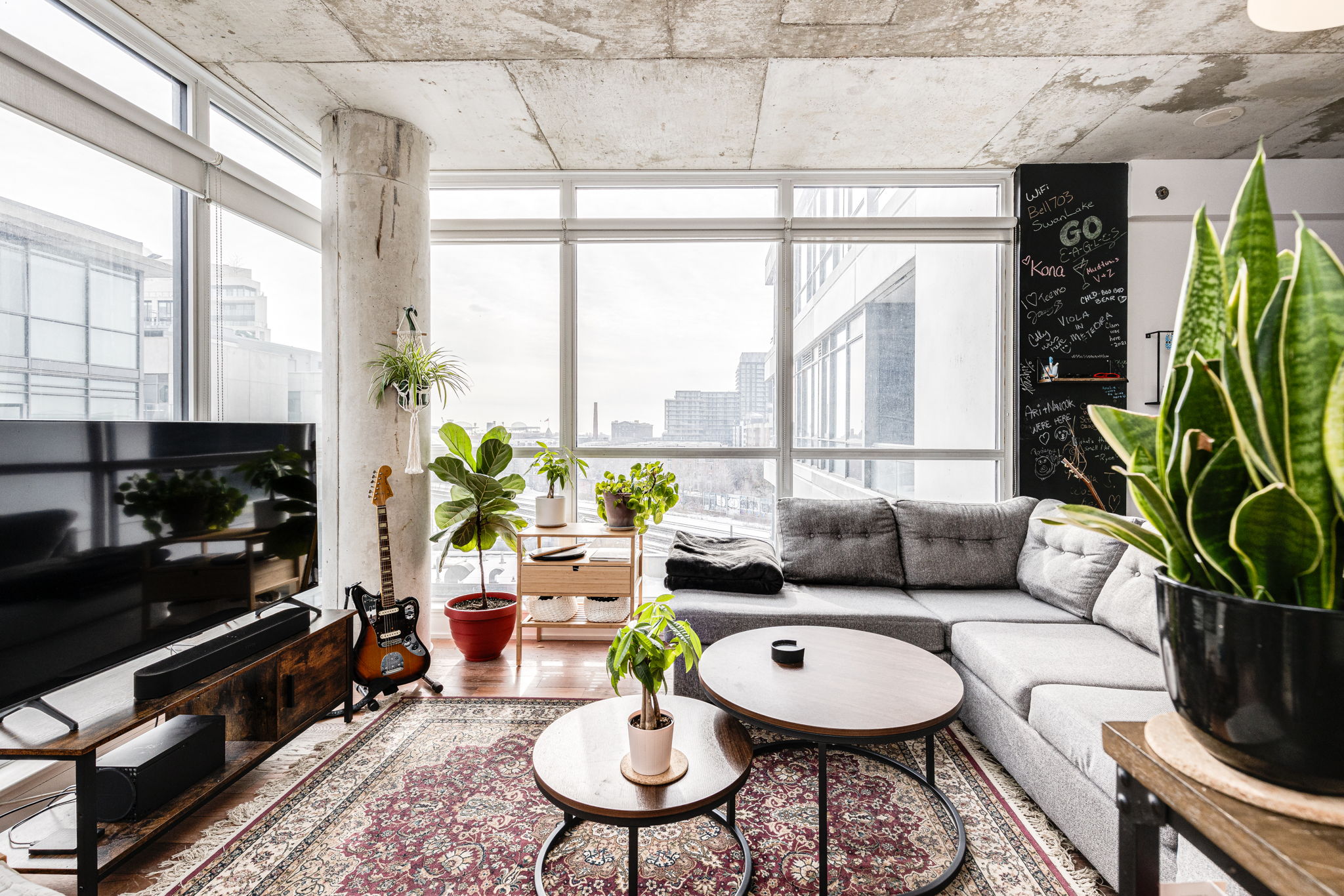 Toronto property showcase — delivered property photograph 9