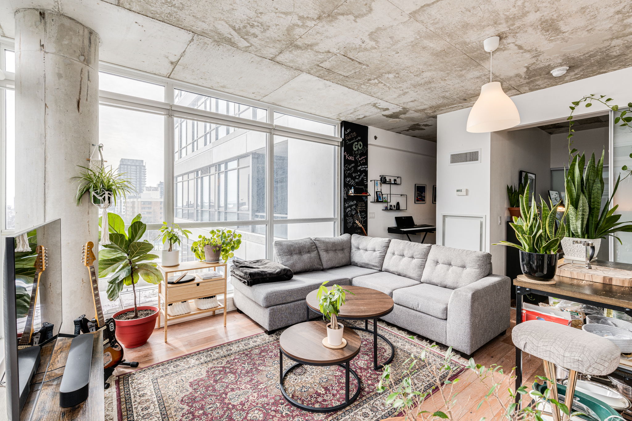 Toronto property showcase — delivered property photograph 10