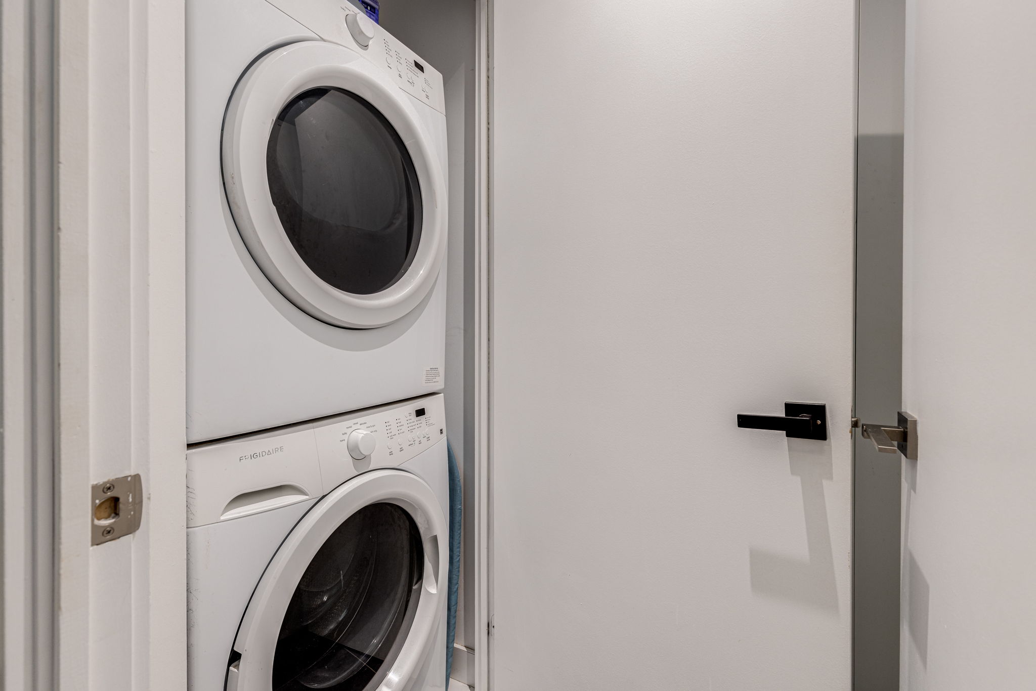 Toronto property showcase — delivered property photograph 17