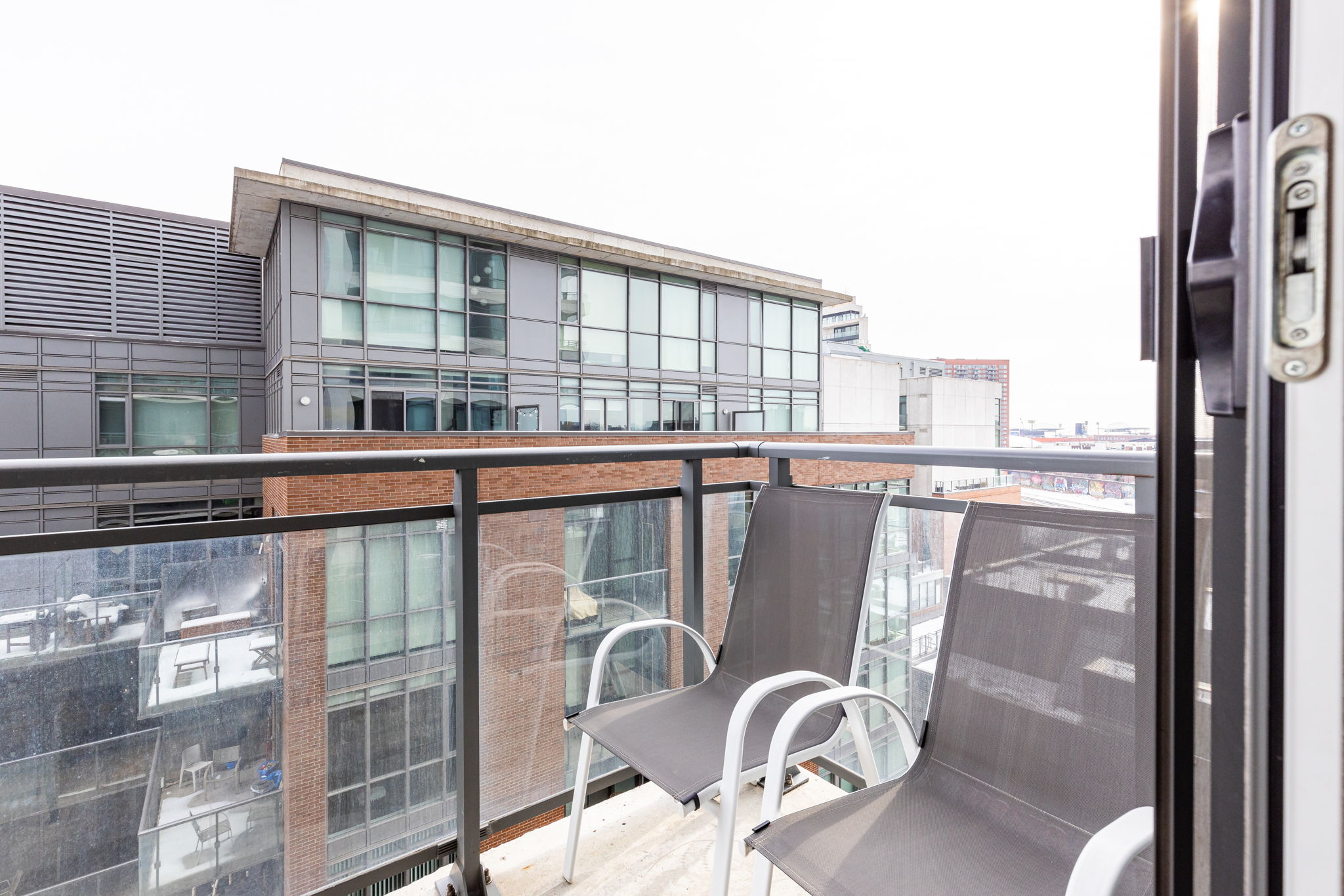 Toronto property showcase — delivered property photograph 19