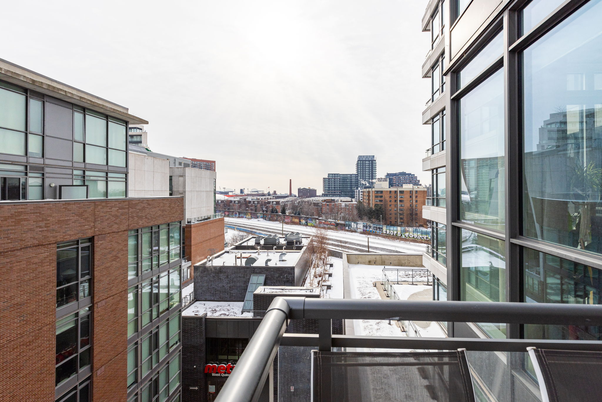Toronto property showcase — delivered property photograph 21