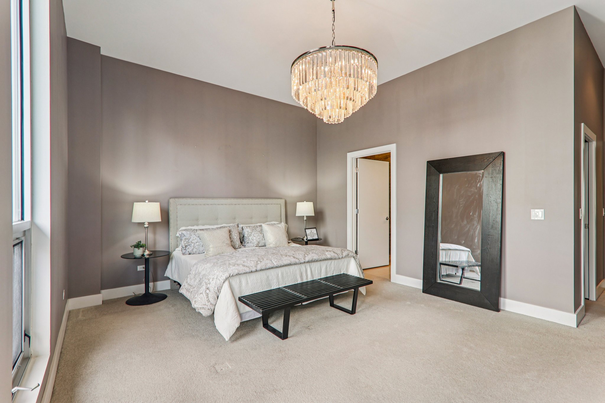 N Carpenter St 4n-S2002-021.jpg