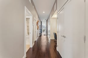 N Carpenter St 4n-S2002-007.jpg