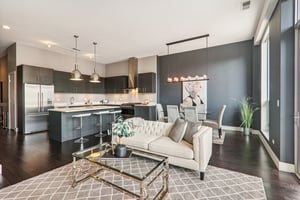 N Carpenter St 4n-S2002-012.jpg