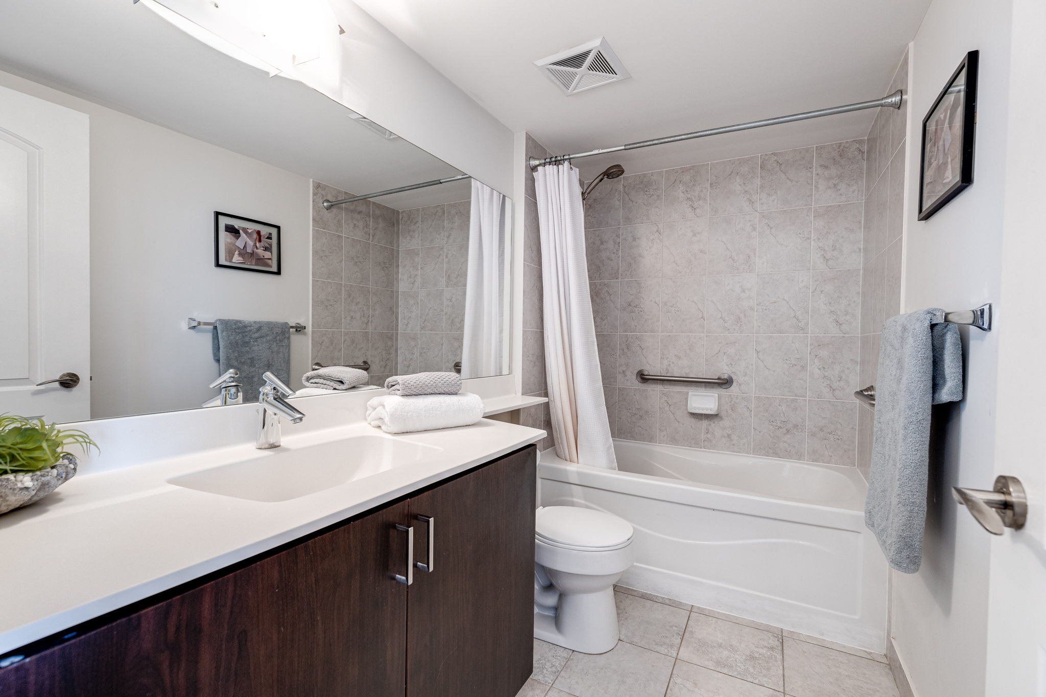 Vaughan property showcase — delivered property photograph 14