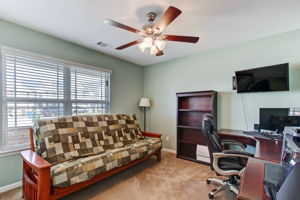 Bedroom/Office