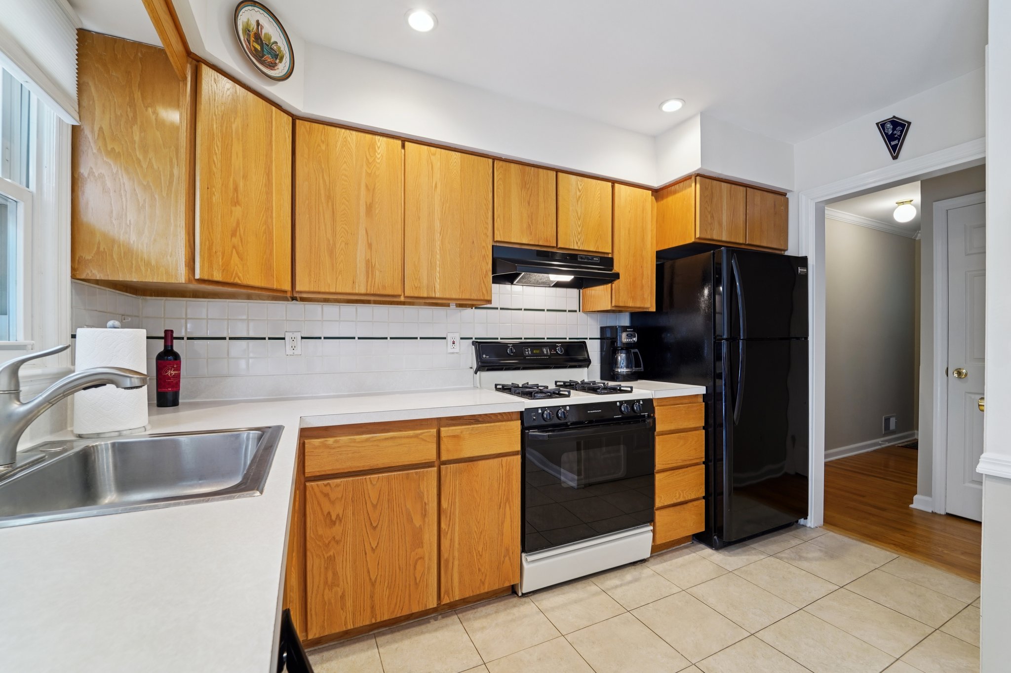 Eat-In Kitchen